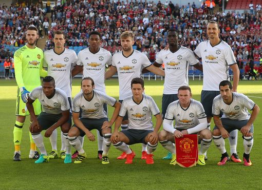 尽管主帅穆 尽管主帅穆